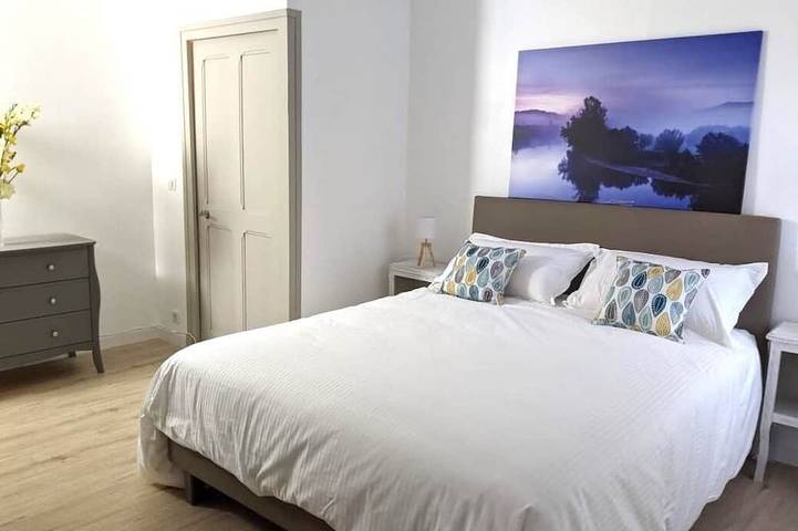 Location de vacances pour 7 personnes, avec terrasse et jardin, animaux acceptés à La Roque-Gageac - 2