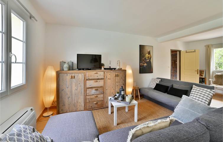 Appartement de luxe avec piscine et parking, près de Saint-Paulet-de-Caisson et de l'Ardèche in Saint-Paulet-de-Caisson, Région de Nîmes