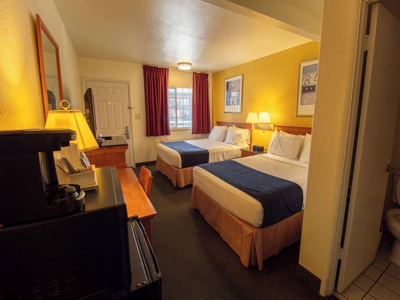 2 Queen Beds Non-Smoking in Pendleton, Umatilla County