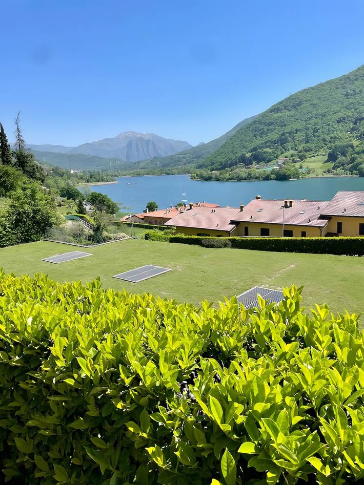 Ganze Wohnung, Apartment „Casa Graziella“ mit Seeblick, Gemeinschaftsgarten und Balkon in Ranzanico, Prealpi Bergamasche Orientali