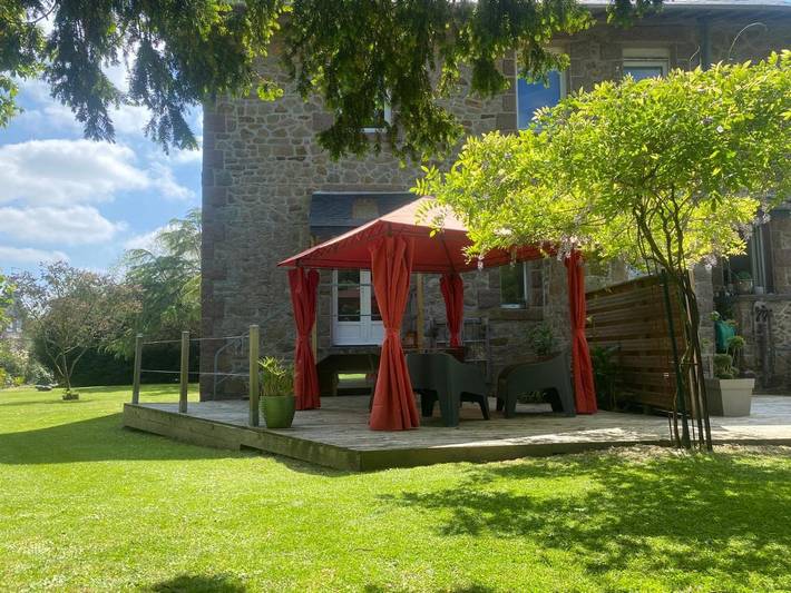 Location de vacances pour 2 personnes, avec jardin ainsi que vue et balcon à Ploubezre - 2