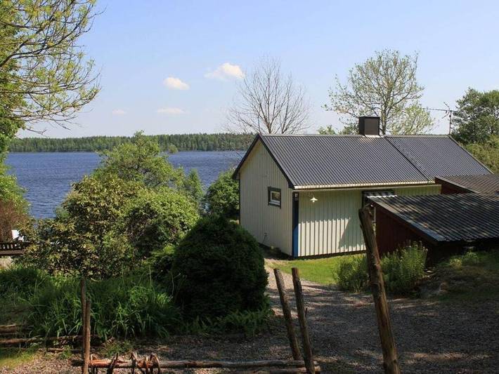 Ferienhaus für 4 Personen, mit Whirlpool und Terrasse sowie Garten und Sauna