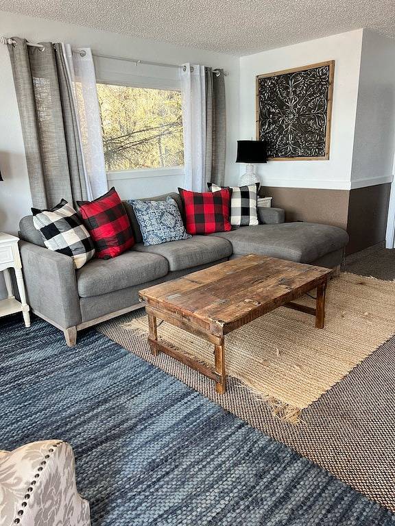 Holiday rental for 5 people, with balcony and garden as well as hot tub in Alaska