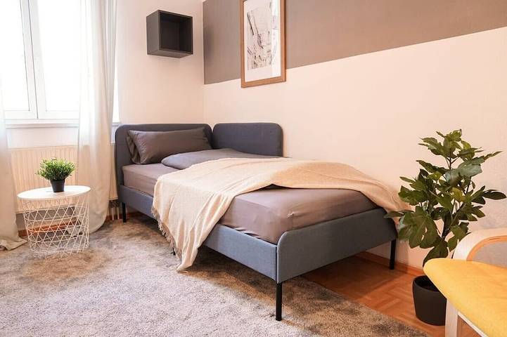 Ganze Wohnung, Fullhouse | Halle | Ab7 Medium Deluxe | Balkon in Halle, Saale-Unstrut