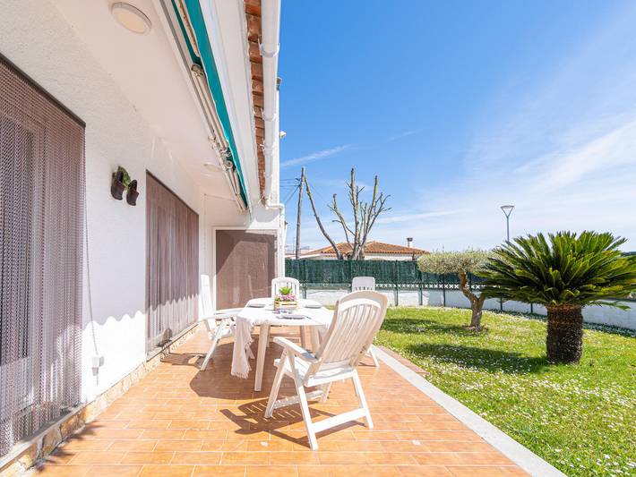 Gîte pour 5 personnes, avec jardin dans San Pedro Pescador - 3