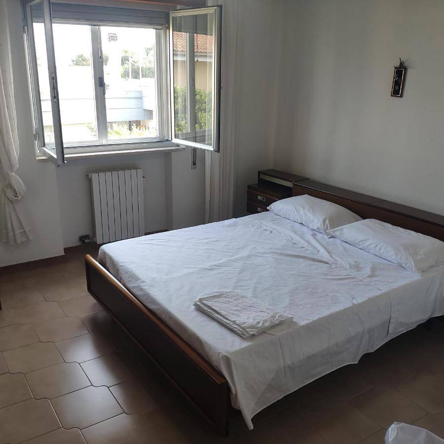 Three-Bedroom House in Lido Gandoli, Leporano