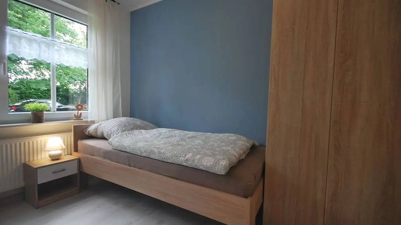 Ganze Ferienwohnung, Ferienwohnung für 5 Personen (65 m²) in Bühren in Bühren, Uplengen