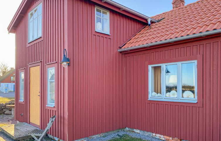 Hus för 6 Personer med trädgård in Öland
