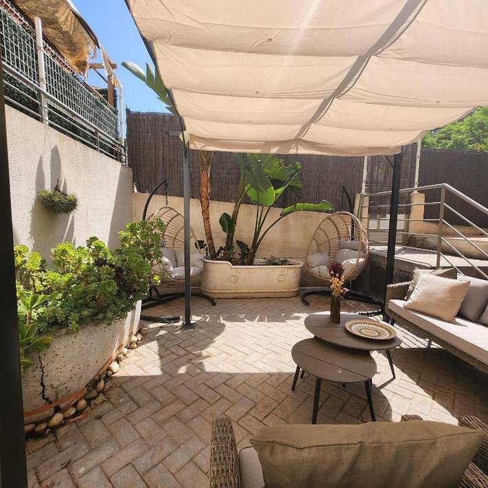 Gîte pour 8 personnes, avec terrasse ainsi que jacuzzi et piscine à Paterna - 3