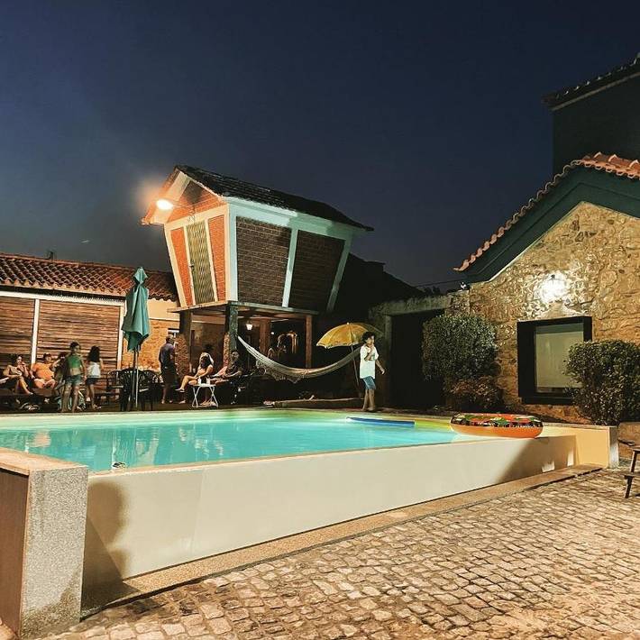 Location de vacances pour 4 personnes, avec piscine ainsi que jardin et vue à Santa Maria da Feira - 3