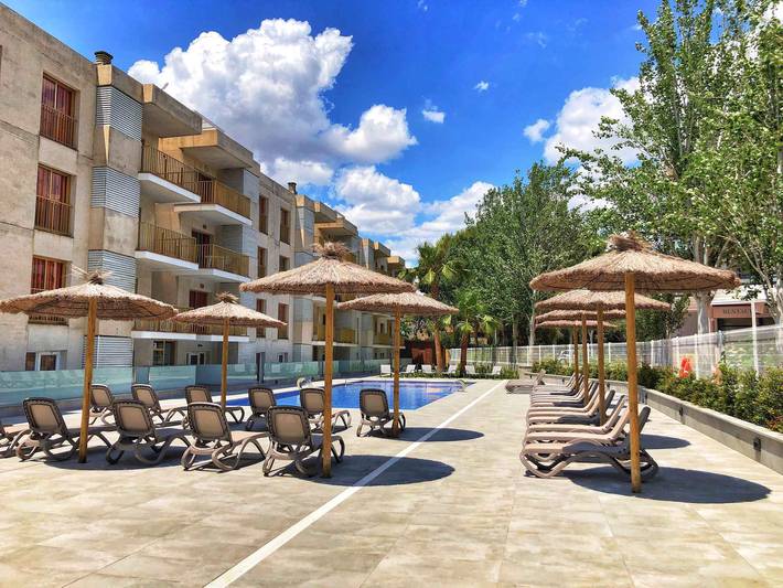 Apartahotel para 4 personas, con Jardín en Costa Dorada