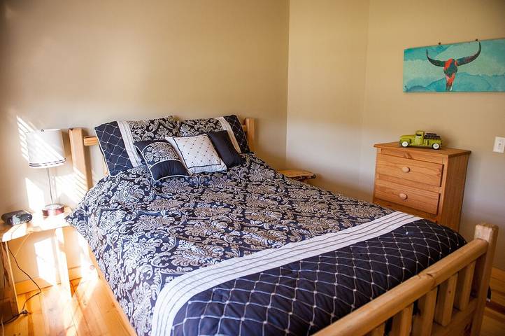 Log cabin for 16 people, with terrace and hot tub as well as yard in Illinois