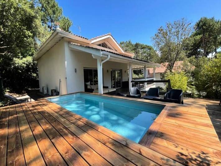 Gîte pour 10 personnes, avec jacuzzi et jardin ainsi que terrasse et piscine dans Pyla-sur-Mer - 2