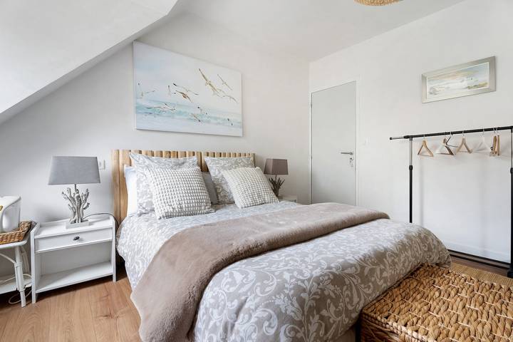 Chambre d’hôtes « Les Goélands - 1 » avec jardin partagé et Wi-Fi in Saint-Cast-le-Guildo, Région de Dinan