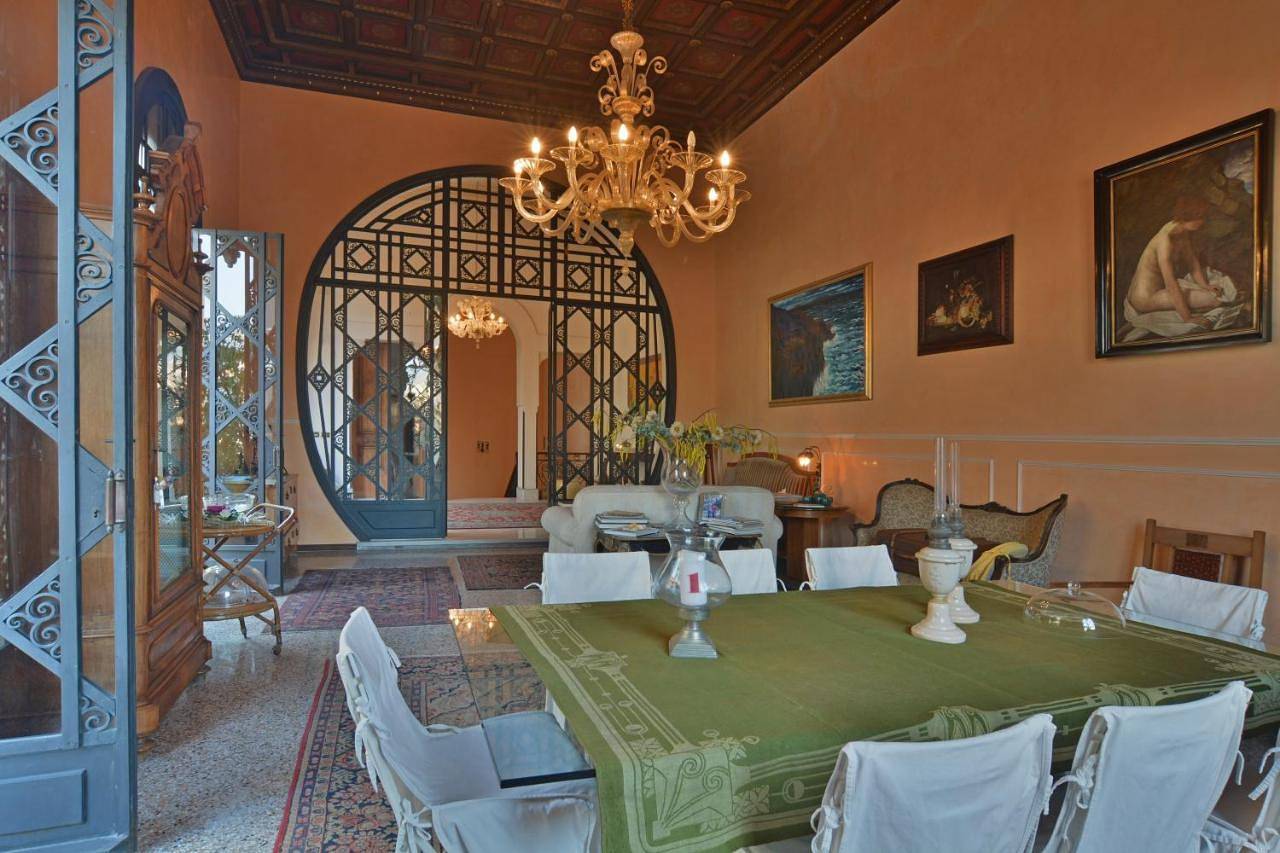 Palazzo Nicotra Dimora Storica in Riposto, Catania e dintorni