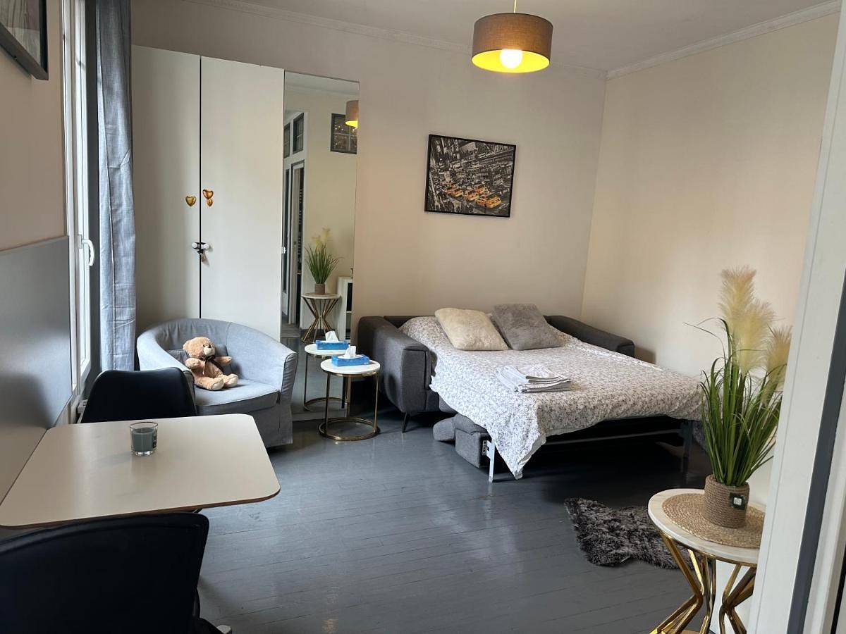 Cosy studio Beaubourg paris centre in 3e arrondissement, Paris