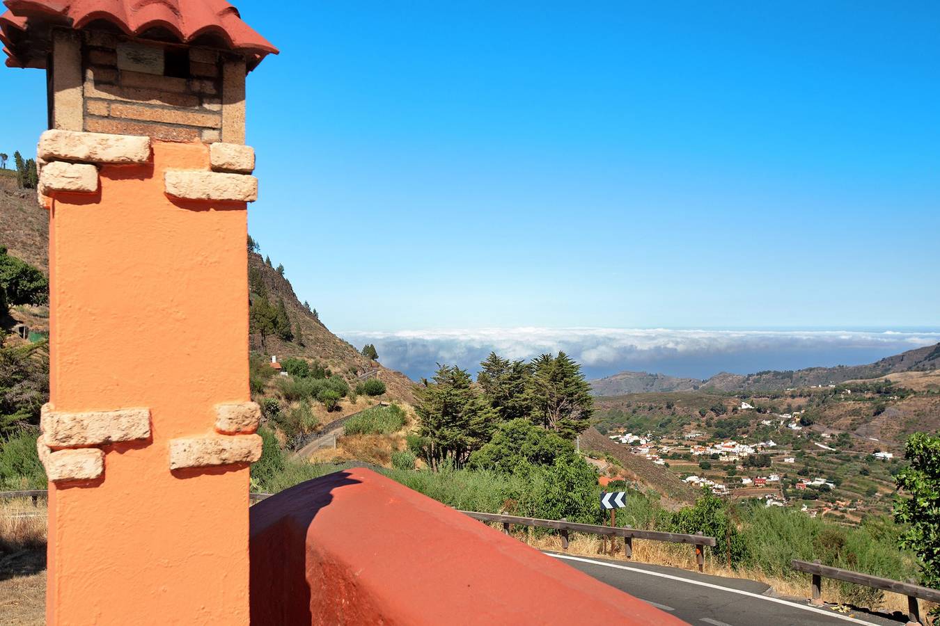 Casa de férias "Finca Rural Mar de Nubes" com vista mar e jardim in Vega de San Mateo, Grã Canária (Norte)