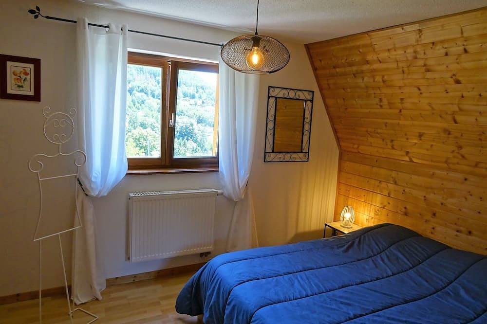 Chalet le Mannala with private Spa and Sauna, in Alsace, Vosges mountains in Saint-Amarin, Regionaler Naturpark Belchen der Vogesen