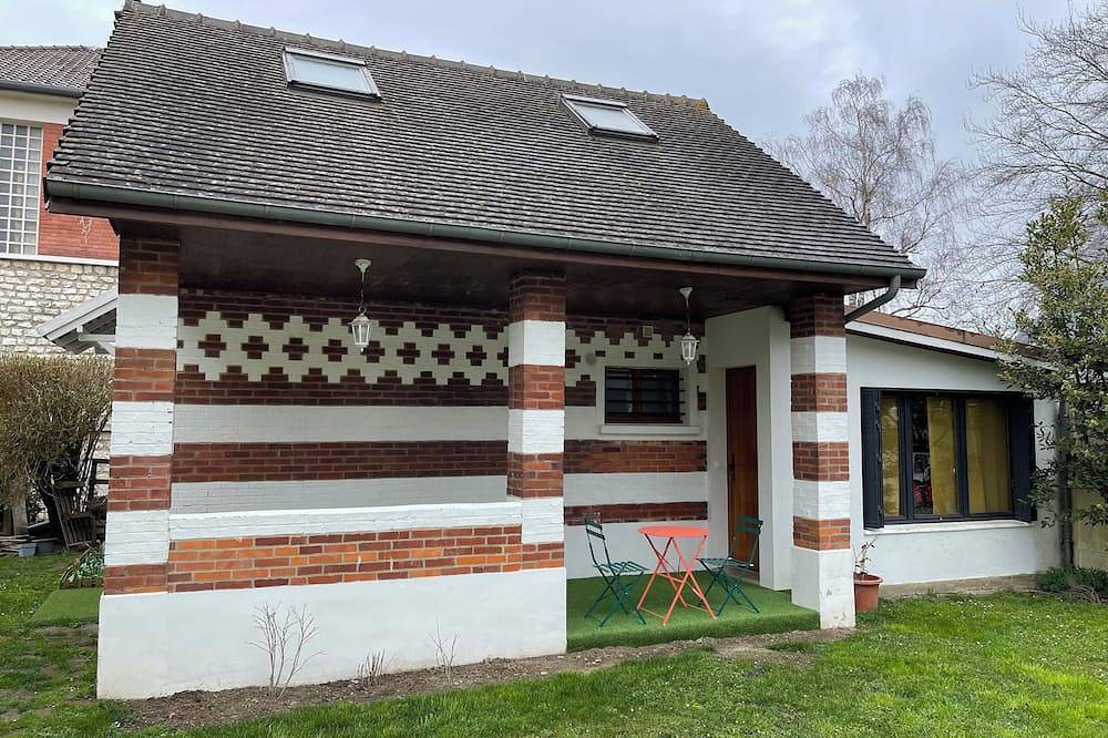 Gite la Briquette 6 persons near Rer D. Paris 30 min. away. in Combs-la-Ville, Sena y Marne