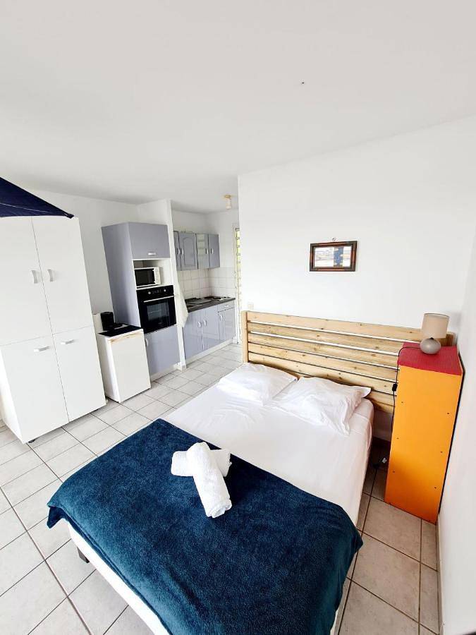 Gîte pour 2 personnes, avec terrasse et vue dans Marina du Marin - 2