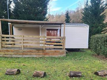 Static Caravan for 4 People in Pont-du-Château, Clermont-Ferrand region, Photo 1