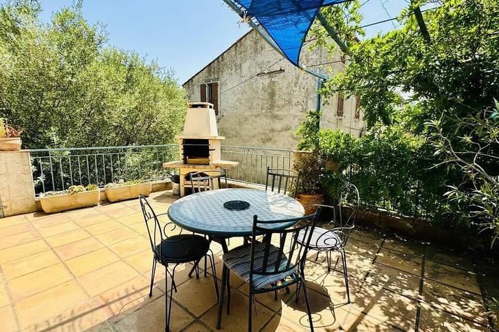 Location de vacances pour 5 personnes, avec jardin, animaux acceptés à Saint-Jean-de-Barrou