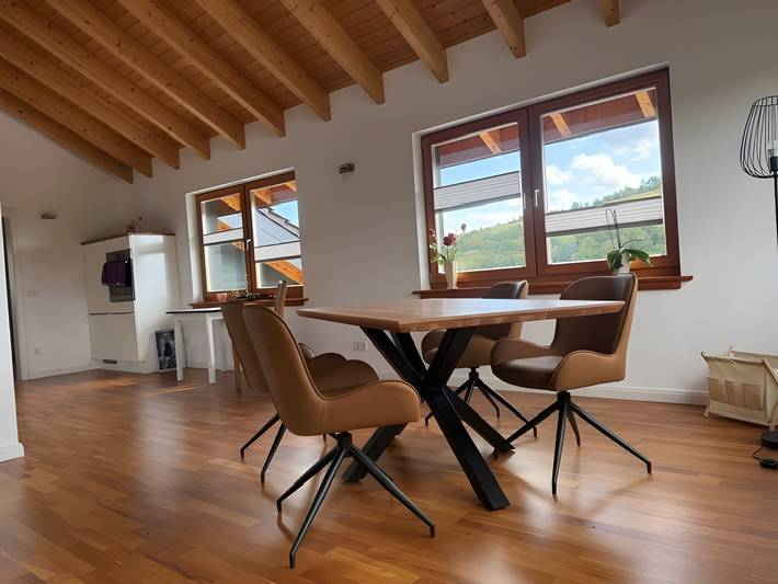 Ferienhaus 'Ferienwohnung Lou' mit Gemeinschaftsgarten, Balkon und WLAN in Beverungen, Kreis Höxter
