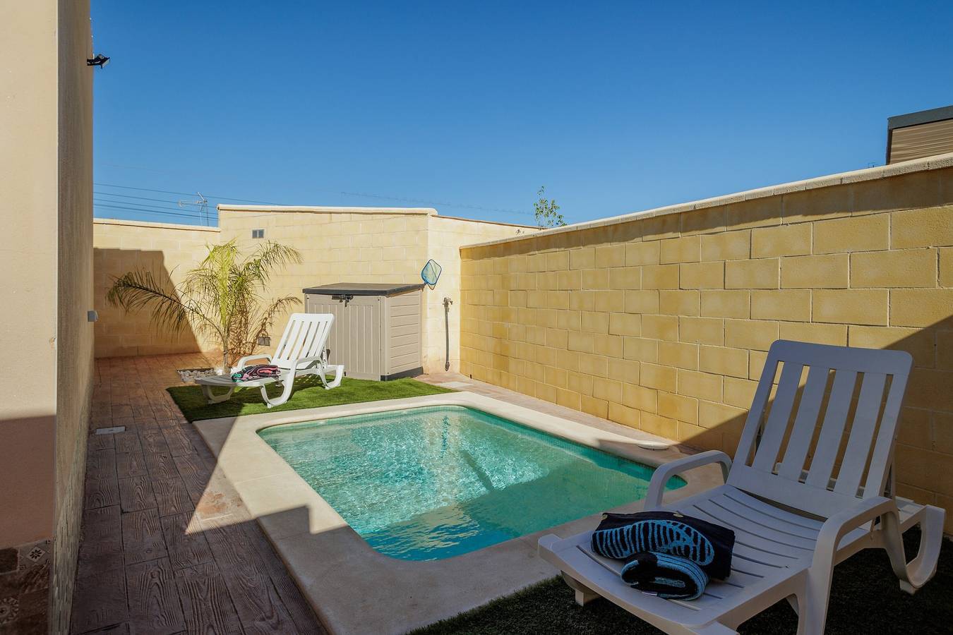 Landhaus 'Villa mit Pool nahe Sevilla' mit privatem Pool, Wlan und Klimaanlage in Hacienda de Tarazona, La Rinconada