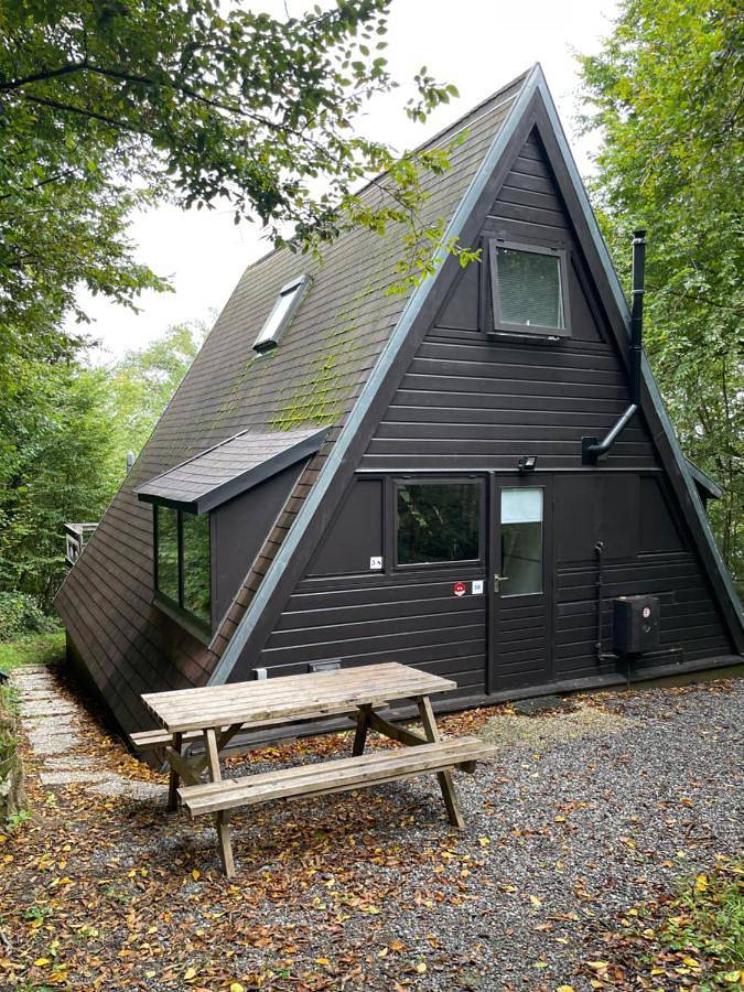 Location de vacances pour 5 personnes, avec bassin pour enfant et piscine ainsi que jardin et vue, adapté aux familles dans Septon - 2