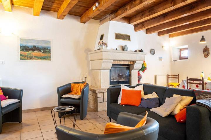 Gîte pour 6 personnes, avec jardin, animaux acceptés à Les Bondons - 4