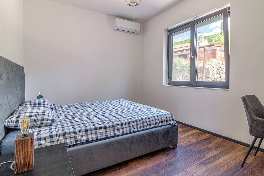 Pet friendly home in Brovinje in Raša, Ostküste Istrien