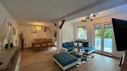Ferienwohnung für 4 Personen, mit Garten und Balkon in Zella-Mehlis