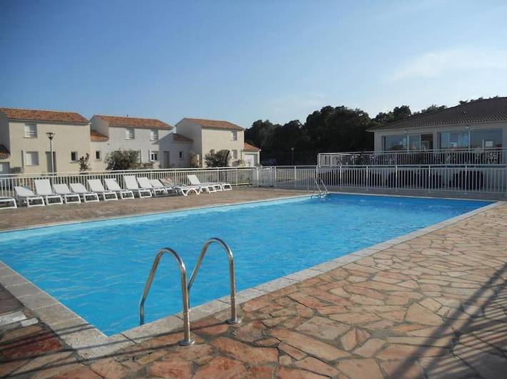 Location de vacances pour 5 personnes, avec jardin et piscine dans Prunete - 3