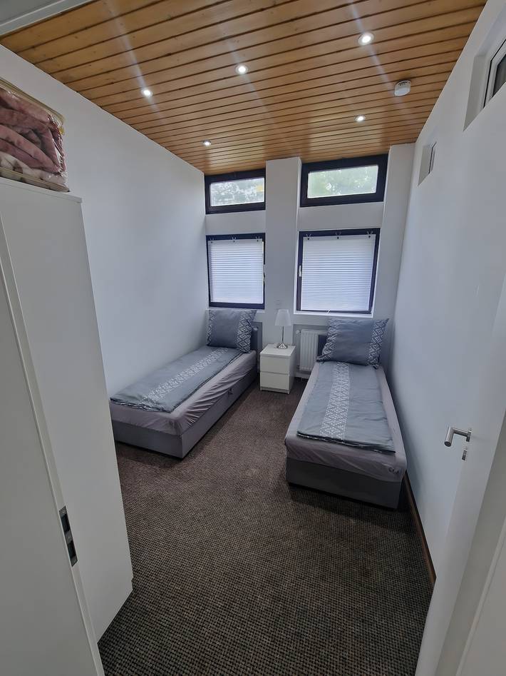 Ganze Wohnung, Helle, moderne 3-Zimmer-Wohnung nähe Flughafen-München / S-Bahn-Anschluss / Zentrum 30-Minuten in Neufahrn bei Freising, Landkreis Freising