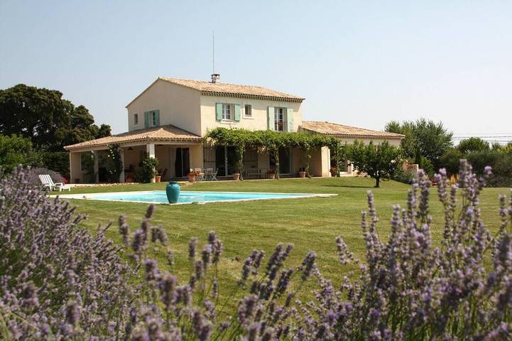 Villa pour 6 personnes, avec terrasse et jardin - 1