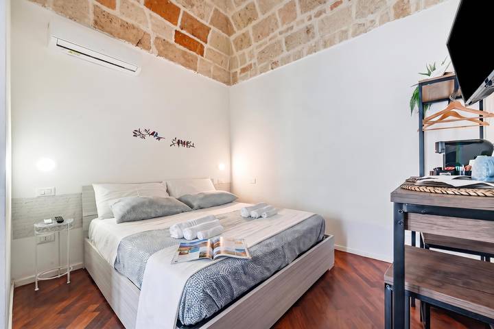 Hotel per 2 persone, con Balcone a Polignano a Mare