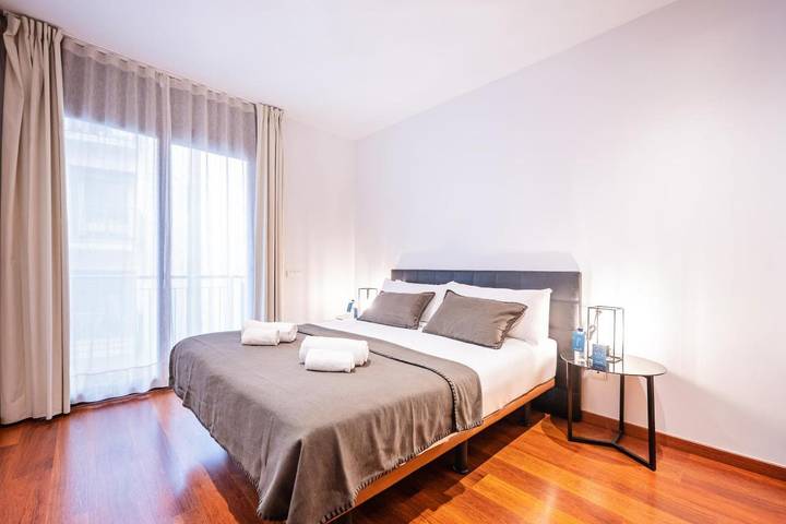 Apartahotel para 4 personas, con balcón en Barcelona