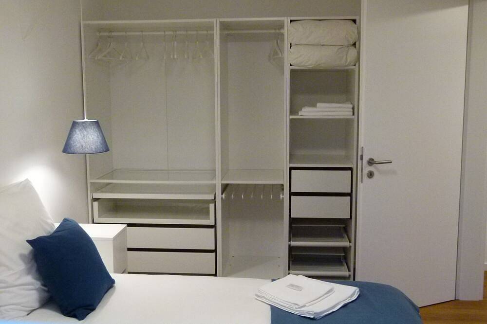 Ganze Wohnung, Ferienwohnung, neu, modern, grün und zentrumsnah in Wenigenjena, Jena