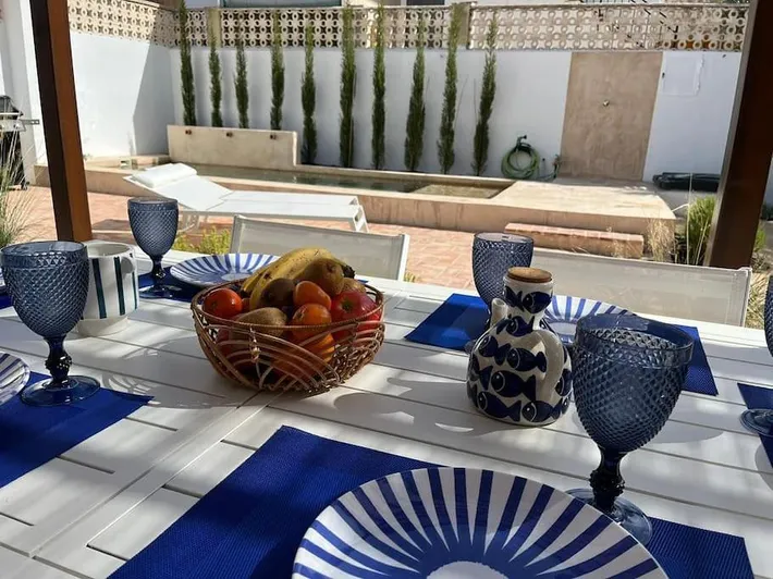 Villa pour 10 personnes, avec vue ainsi que piscine et balcon - 1