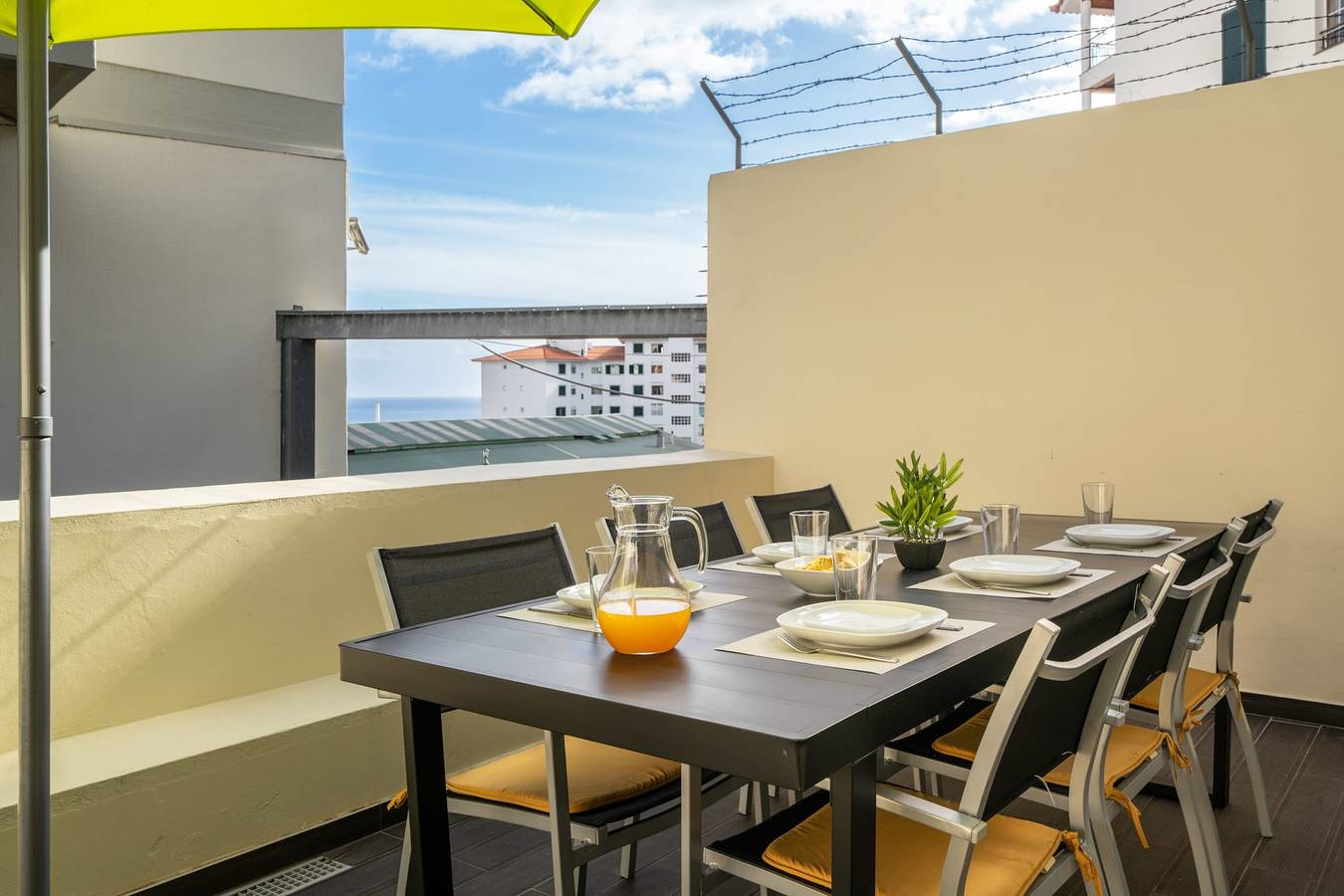 Rua do Pina 5 – Cozy 3-Bedroom Home in Funchal in Funchal (Santa Luzia), Madeira