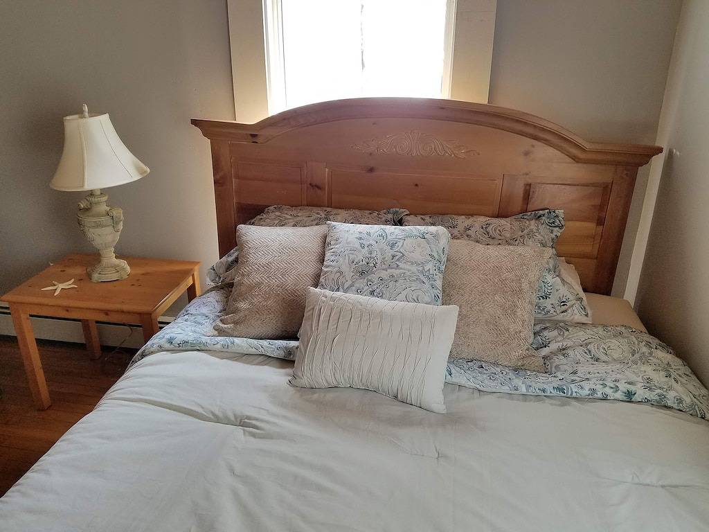 Ganze Wohnung, Geräumig und hell, sehr nah am Strand! in Wareham, Massachusetts