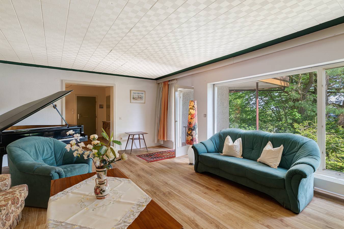 Ganze Wohnung, Ferienwohnung 'Nr 10' mit Bergblick und privater Terrasse; weitere Hunde auf Anfrage in Bad Wildbad, Nordschwarzwald