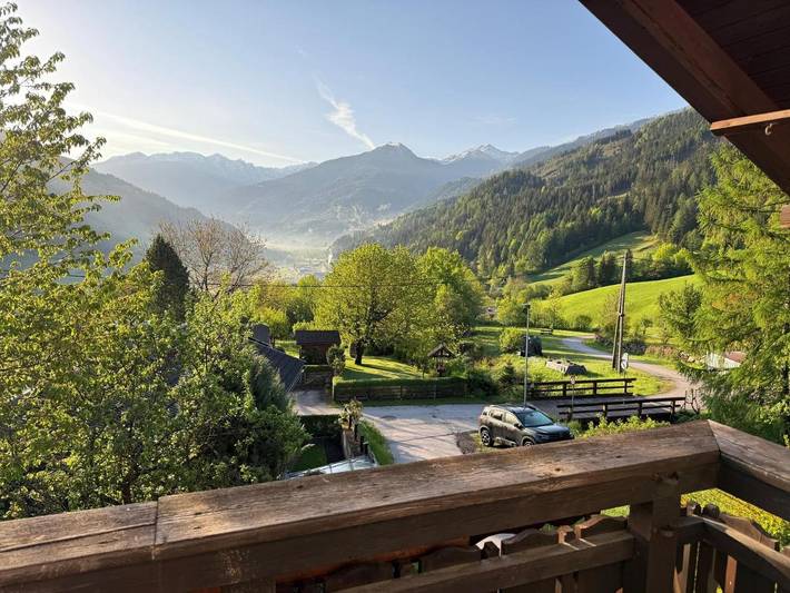 Ferienhaus für 6 Personen, mit Whirlpool und Pool sowie Garten und Sauna