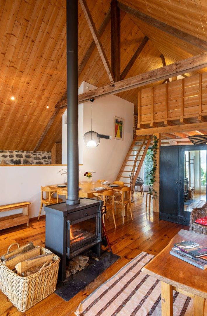 Gîte pour 4 personnes, avec terrasse et jardin dans le Cantal - 3