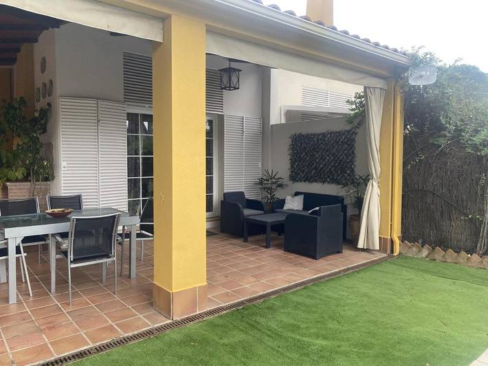 Casa de vacaciones para 10 personas, con vistas al lago y jardín además de vistas y piscina, Se admiten mascotas en Córdoba - 4