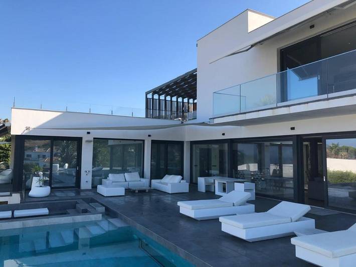 Chalet para 10 personas, con jardín y sauna además de piscina y jacuzzi en Campo de Gibraltar - 2