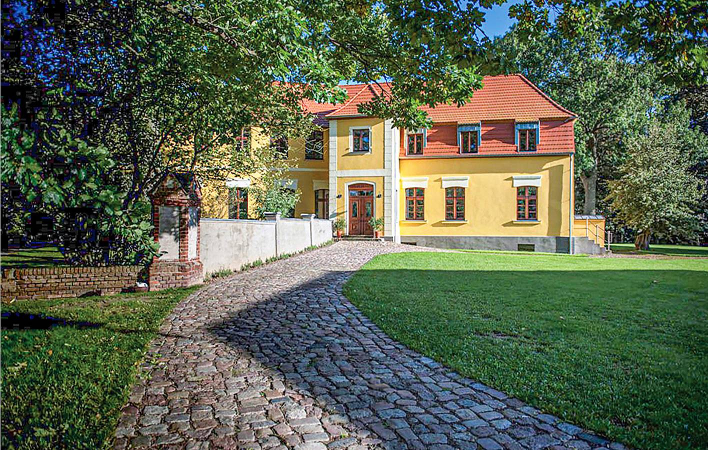Ferienhaus für 8 Personen mit Terrasse in Stettiner Haff
