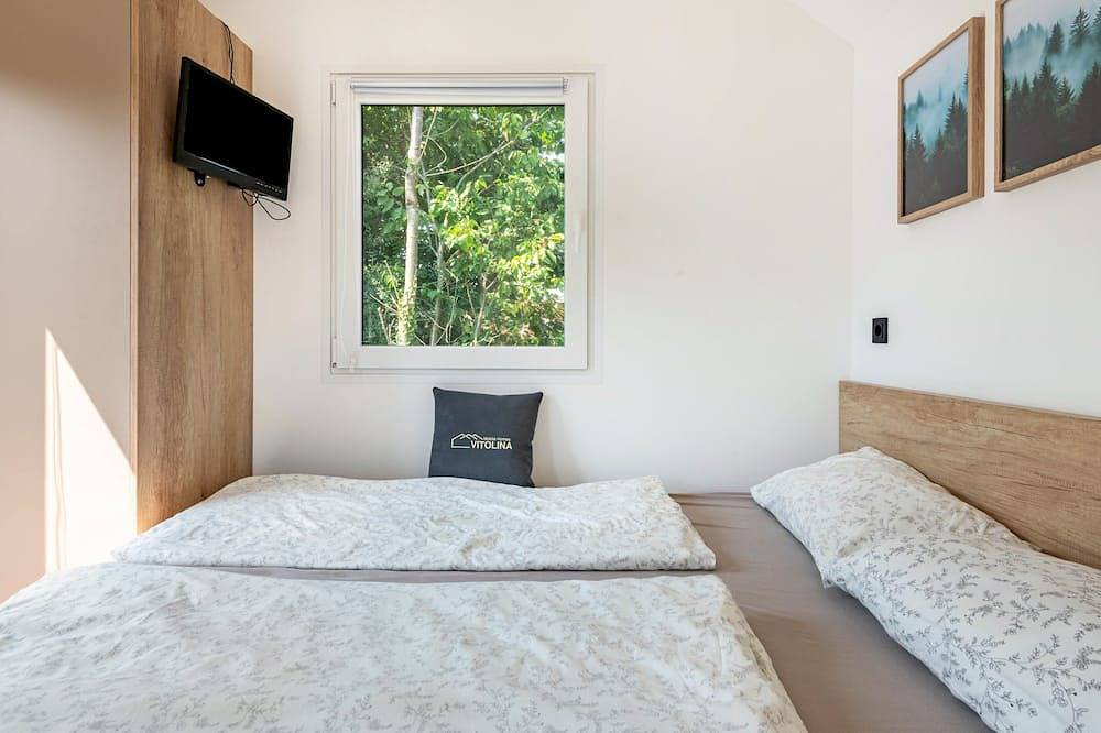 Ganze Wohnung, Modernes, helles Tiny Haus naturnah in den Weinreben in Efringen-Kirchen, Hochschwarzwald