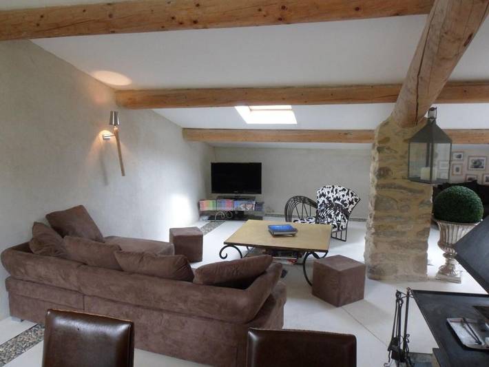 Maison de vacances 'Luxueuse Bergerie Pied Du Ventoux' avec vue sur la montagne et Wi-Fi in Savoillan, Parc naturel régional du Mont-Ventoux