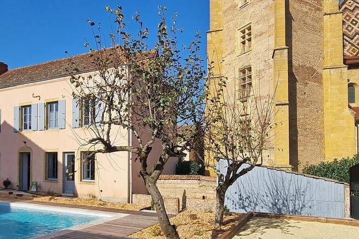 Gîte pour 12 personnes, avec jardin